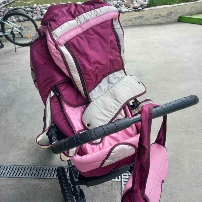 Детская коляска.