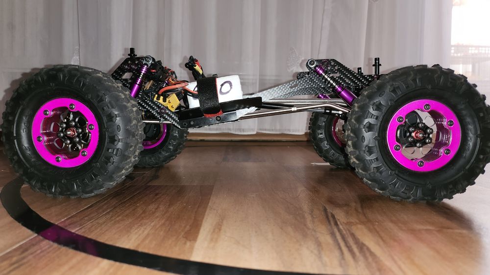 Automodel crawler competitii
