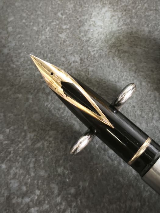 Stilou vintage Sheaffer Targa