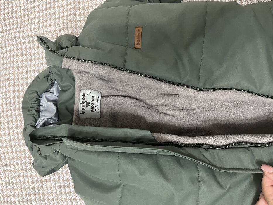 Продам детский зимний комбинезон