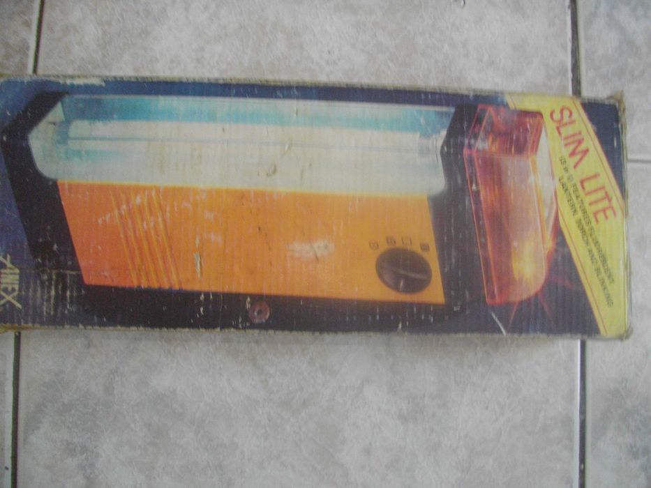 Нов Ретро Винтидж 12V Прожектор Фенер 3в1 Made in Hong Kong Slim TS214