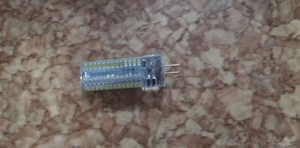 Продам софиты 6штук.