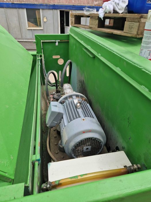 Prescontainer Bergmann pentru deseuri menajere