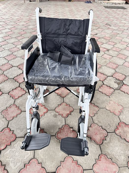 Инвалидная коляска