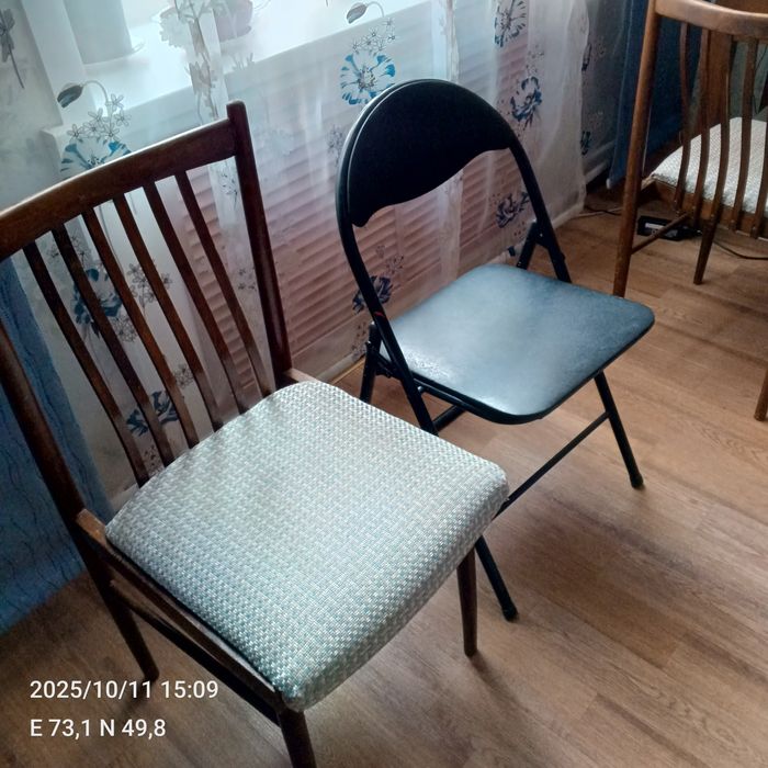 Продаются складные стулья