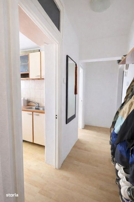 Apartament de 3 camere de vanzare * Piata Resita * Sector 4 * Ideal fa