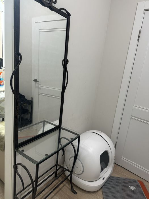 Продам кованное зеркало