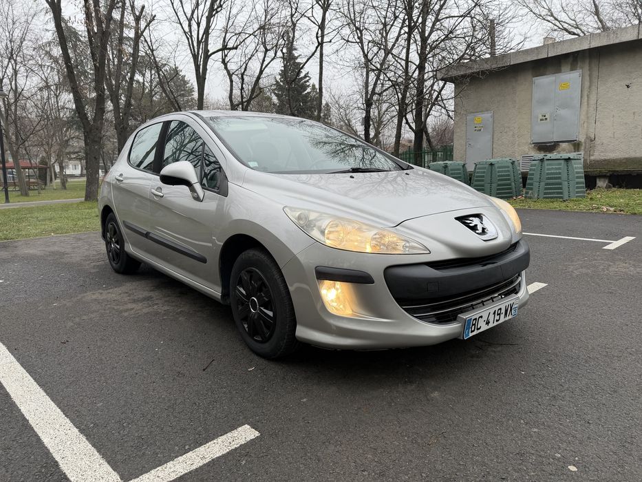 Peugeot 308 1.6i  Пежо 308