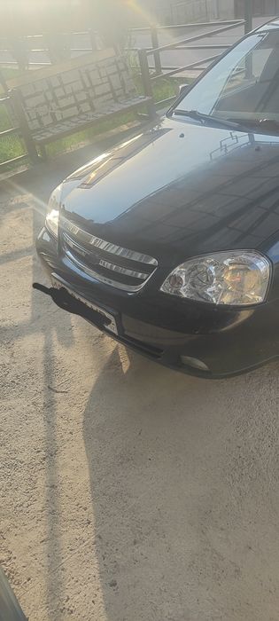 Кора лассети сотилади. Автомат каробка. 1,8 матор хажми.