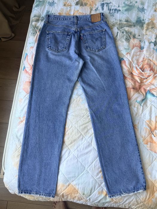 Двое джинс Levis за 15000 оригиналы