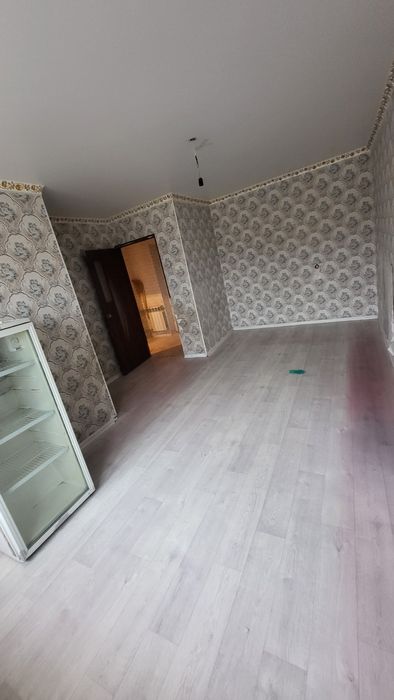 Продаётся 2 ком 2 этаж.