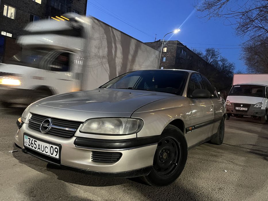 Opel Omega b 2.0