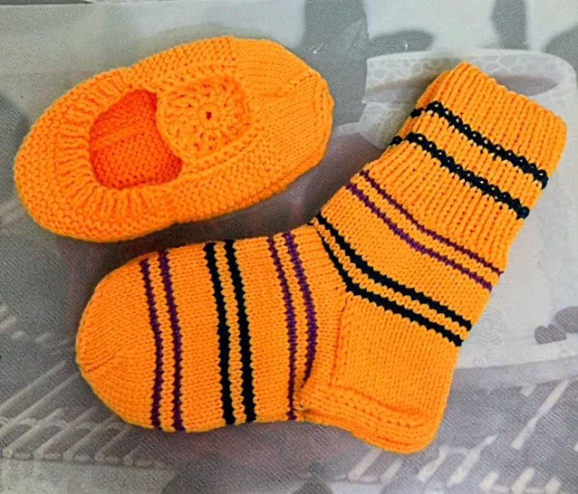Вязаные тапочки, следки, носки