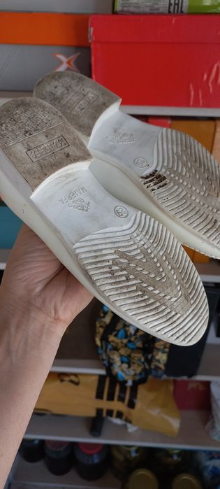 Детская обувь в отличном состояний