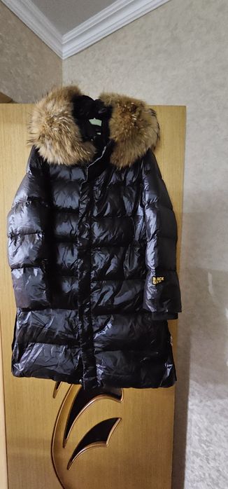 Пуховик женский зимний