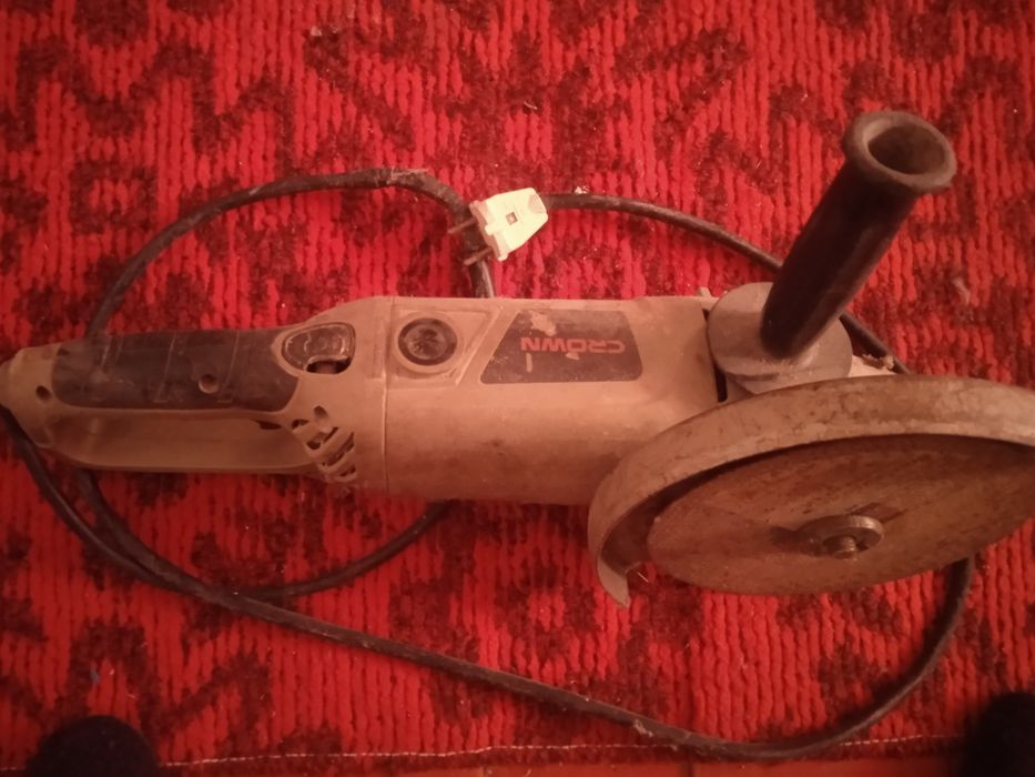 Рабочий балгарка