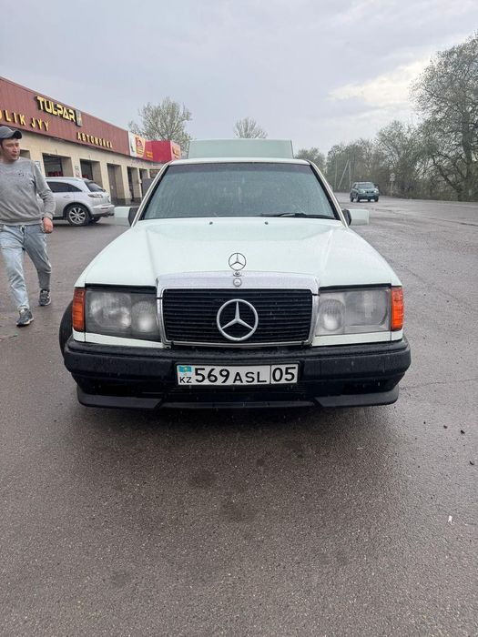 Мерс 124 продам срочно