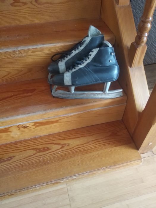 Продам коньки , коньки