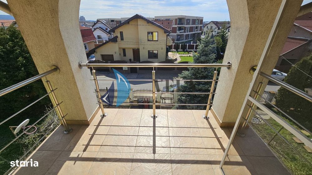 Casa 5 camere, garaj, zona Unirii