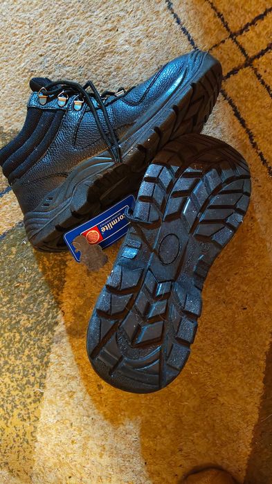 Рабочие ботинки из Англии