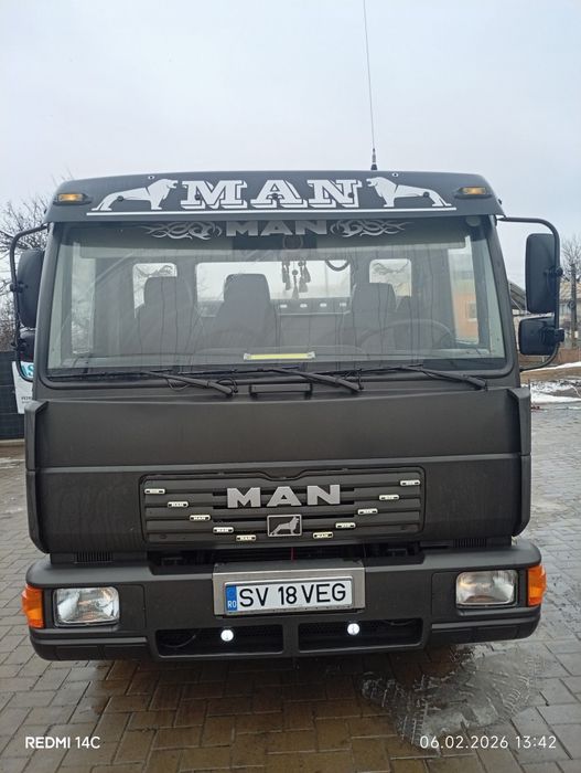 Man basculabil 8.224