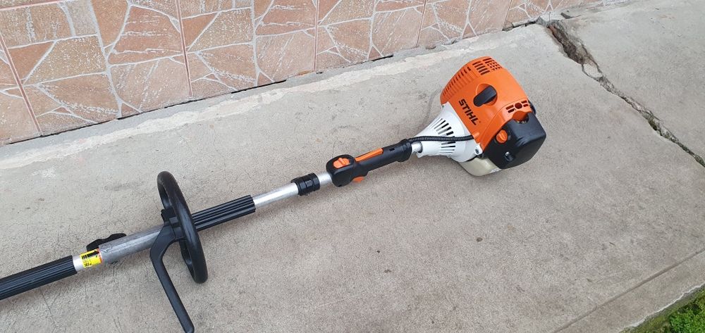 Motocoasa Stihl multifuncțională KM.130.R.