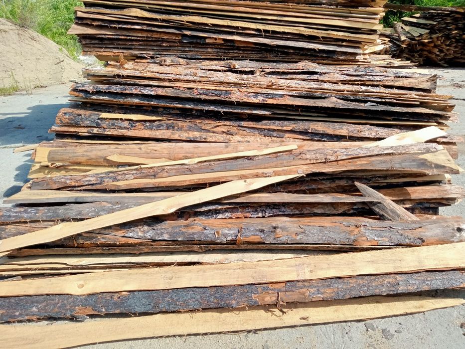 Дрова, уголь, щебень, песок, вывоз мусора.