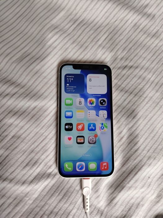 продаётся телефон