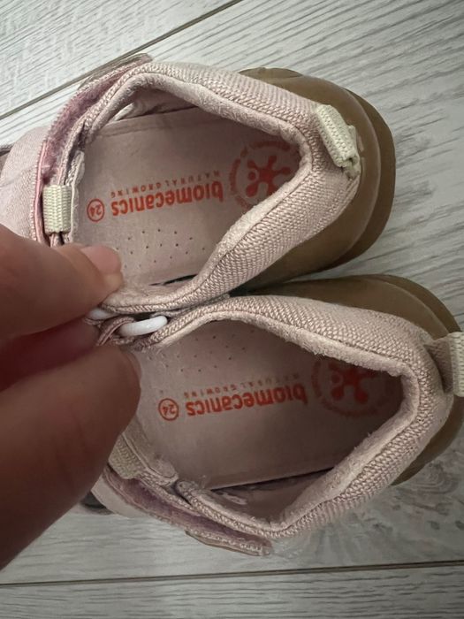 3ч сандали Biomecanics и обувки 24