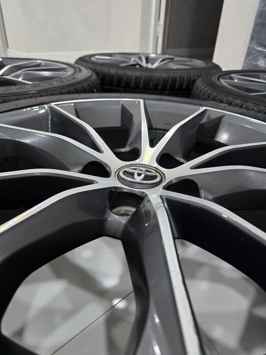 Продам Диски Камри R18