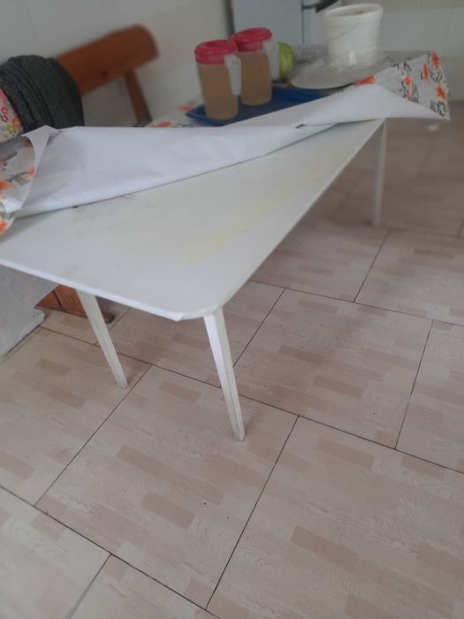 Продам газ плиту и столы