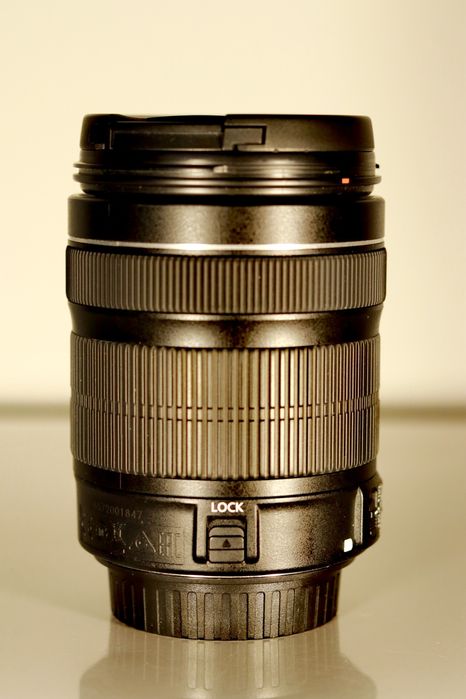 Canon 18 135   3.5 5.6  is  stm