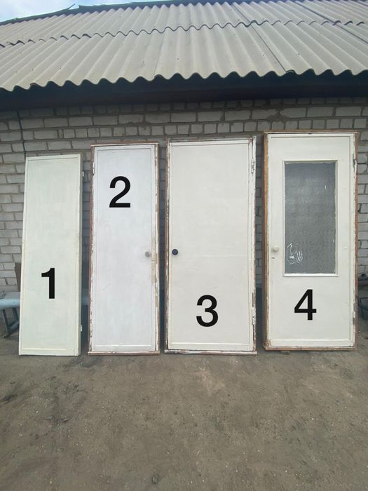 Продам Дверь с коробкой межкомнатные