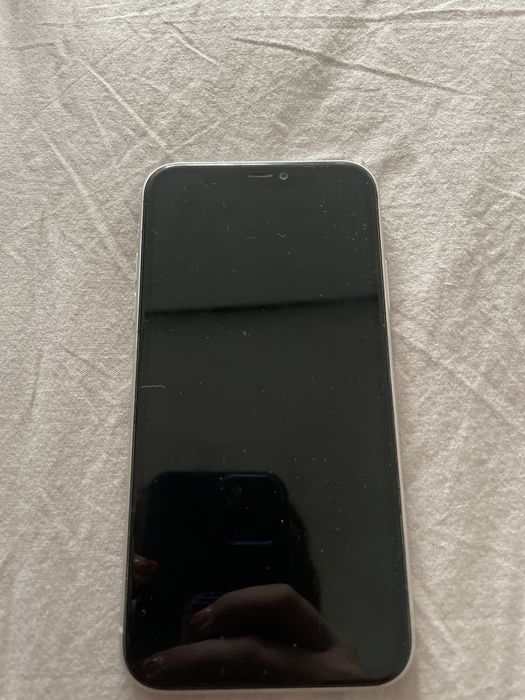 Продам Iphone 11, 128ГБ