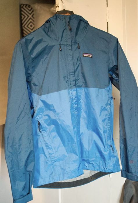 Geca ploaie Patagonia Torrentshell 3L S mammut rab millet dynafit