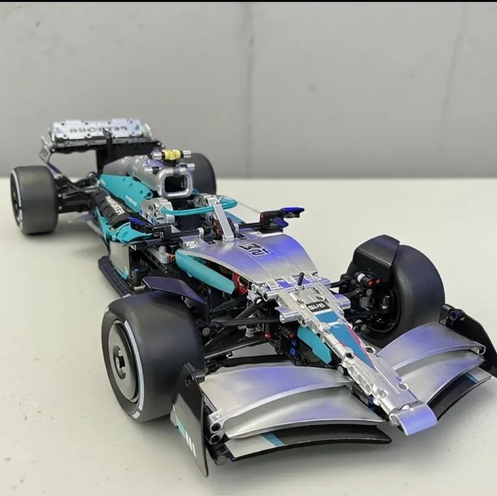 Конструктор Lego Формула-1 Mercedes AMG W-15 Perfomance