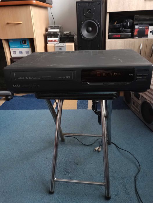 Videorecorder Akai vs 270 cu defect
