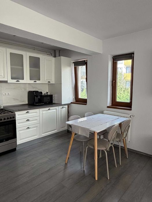 Apartament 2 camere | Parcare inclusa | Zona Vivo | Persoana fizica