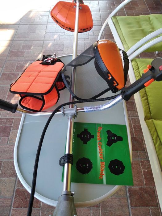 Моторна коса - храсторез - brush cutter bc520