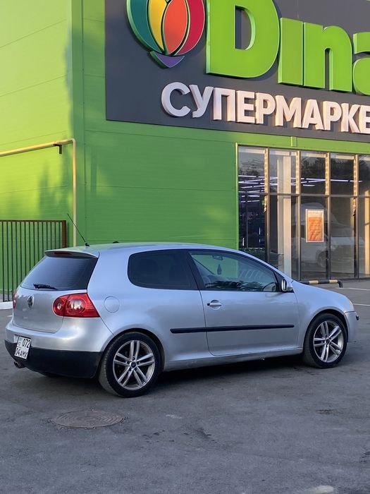 Срочно продам Volkswagen Golf