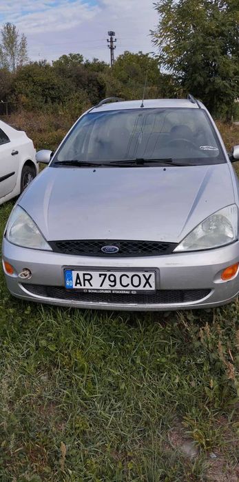 Vând ford focus an 2001