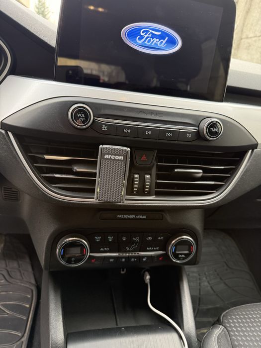 FORD Focus 2019 — imagine 5