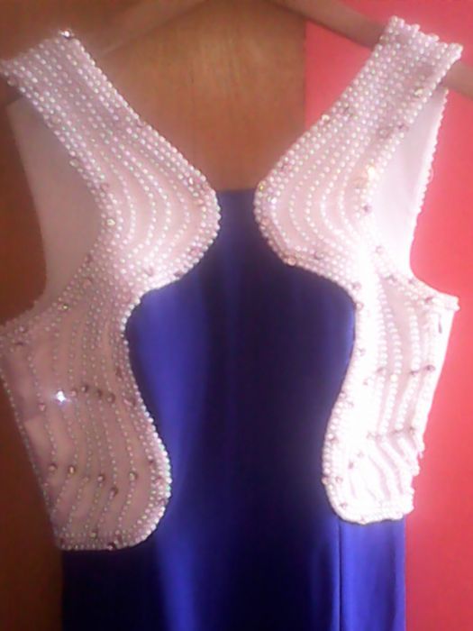 Две сини рокли за бал или официални поводи