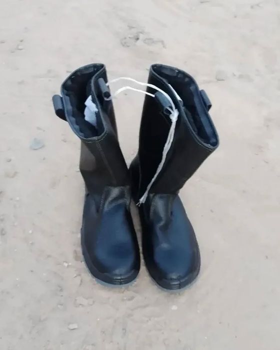 Спец киімдер сатылады