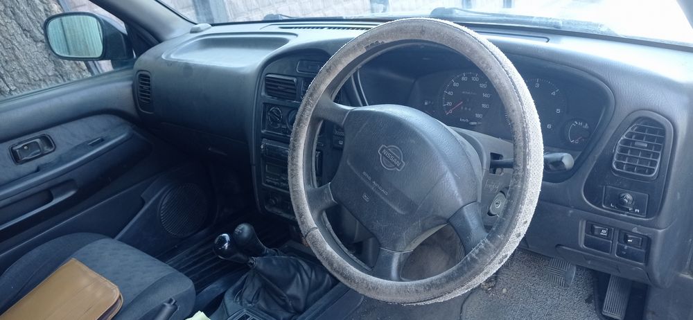 Срочно продам Ниссан тиранно