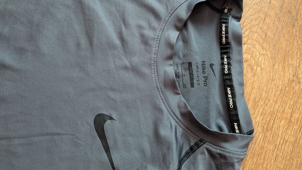 Мъжка блуза Nike S