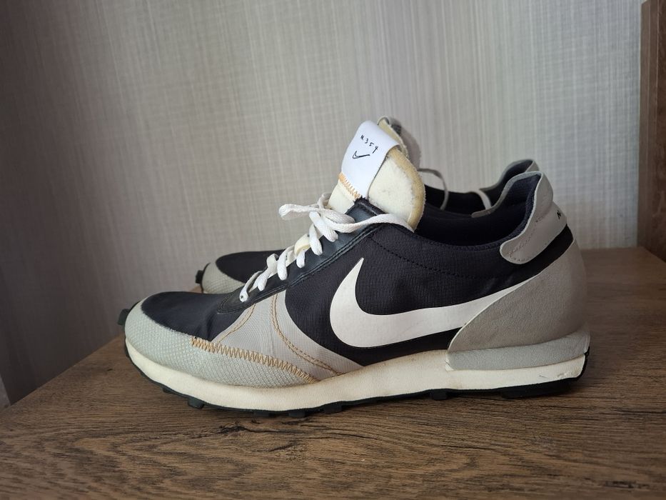 Nike маратонки 46 номер.