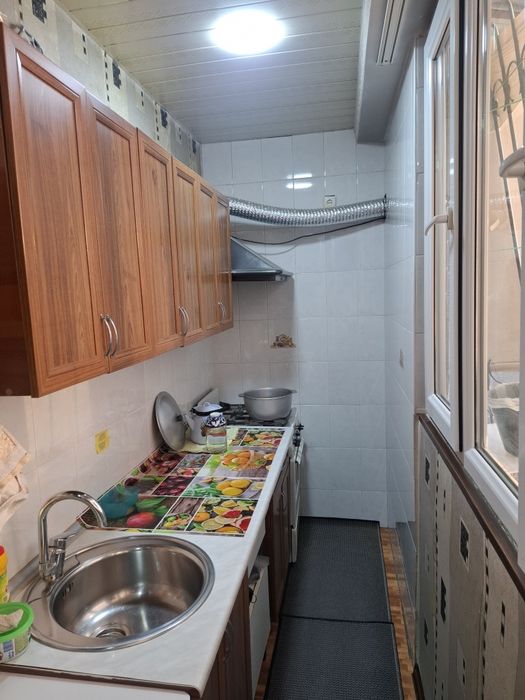 2 хонали 3 хона килинган квартира сотилади...