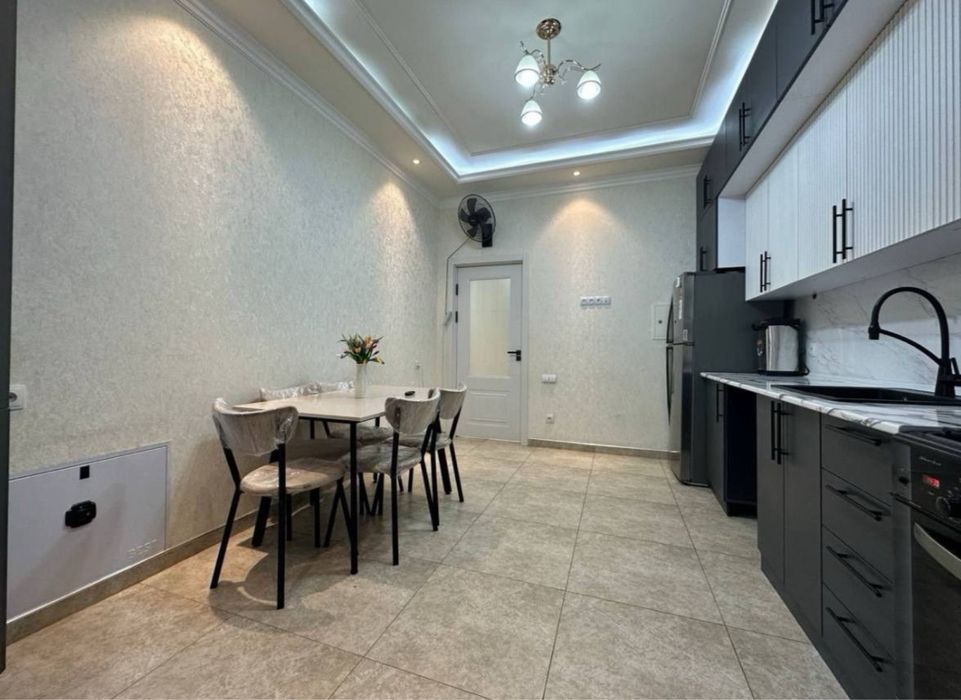 Глинка, Нукусская 4х комнатная квартира Новостройка