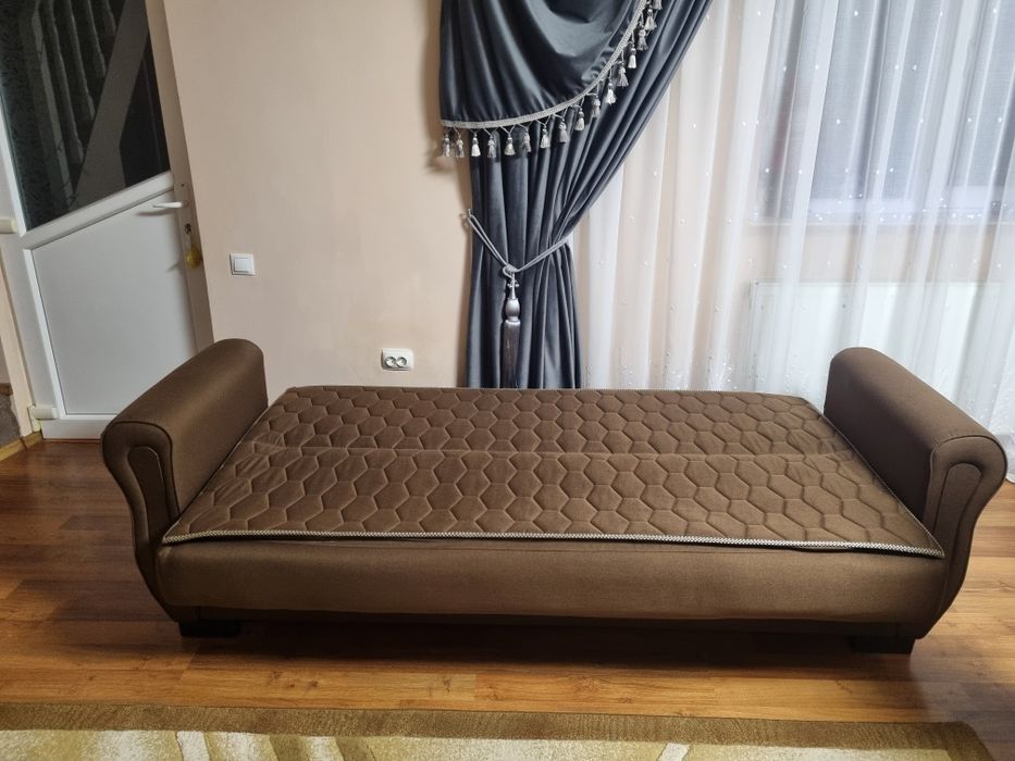 Set canapea cu fotoliu